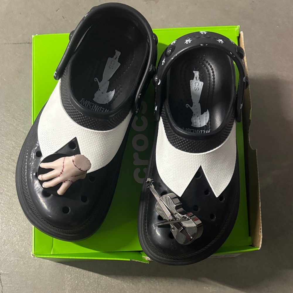 CROCS Wednesday Black and White Clog Sandals with Novelty Charms
